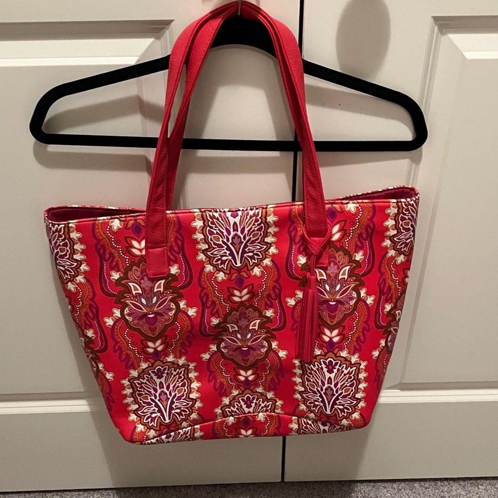 Vibrant Red Patterned Tote Bag - Picture 2 of 4
